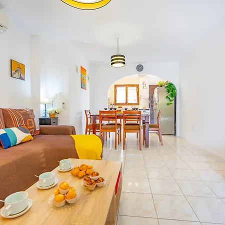 Salud - Plusholidays Casa vacanze